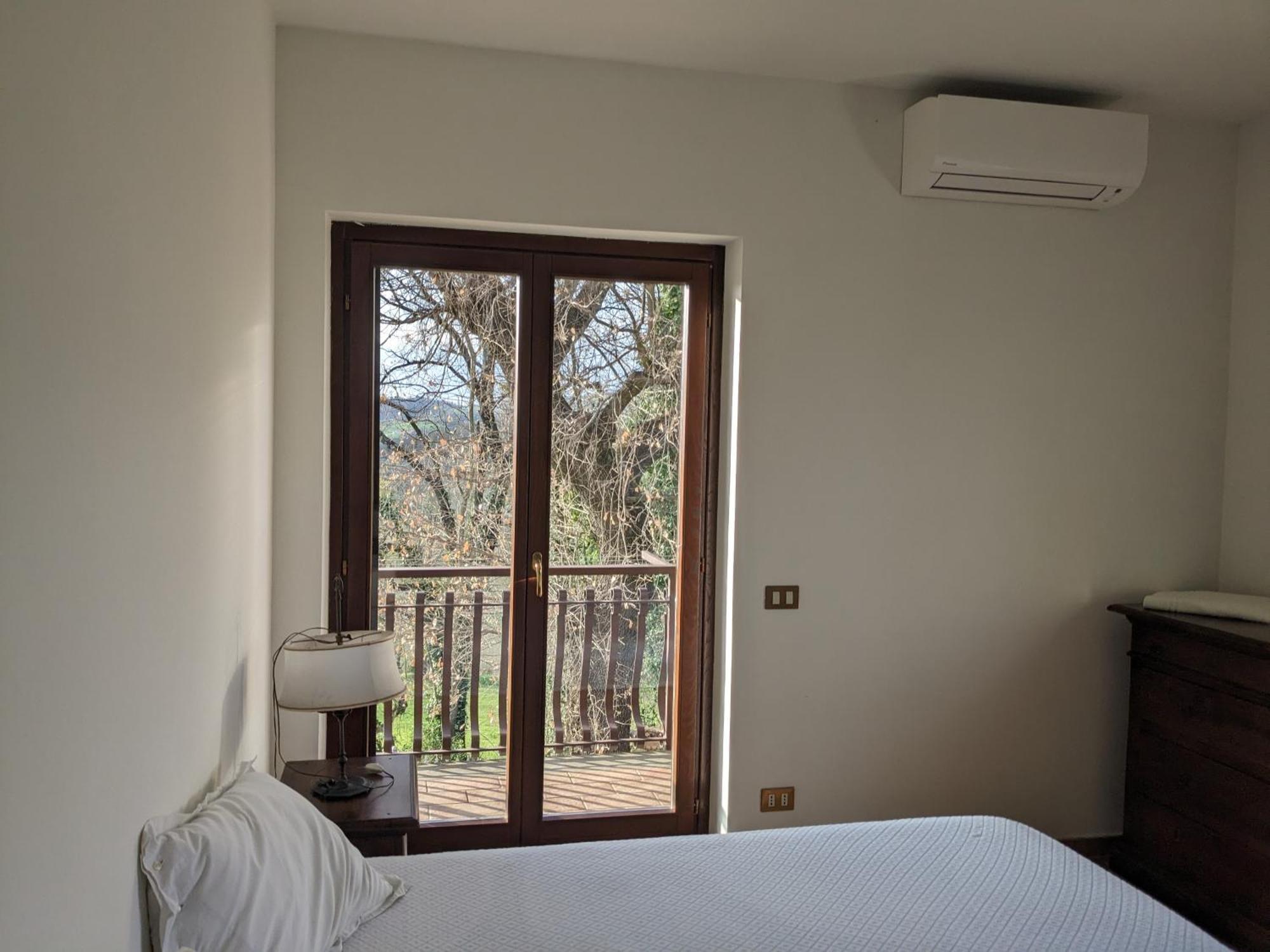 Villa Pacchini Poggio Mirteto Zimmer foto