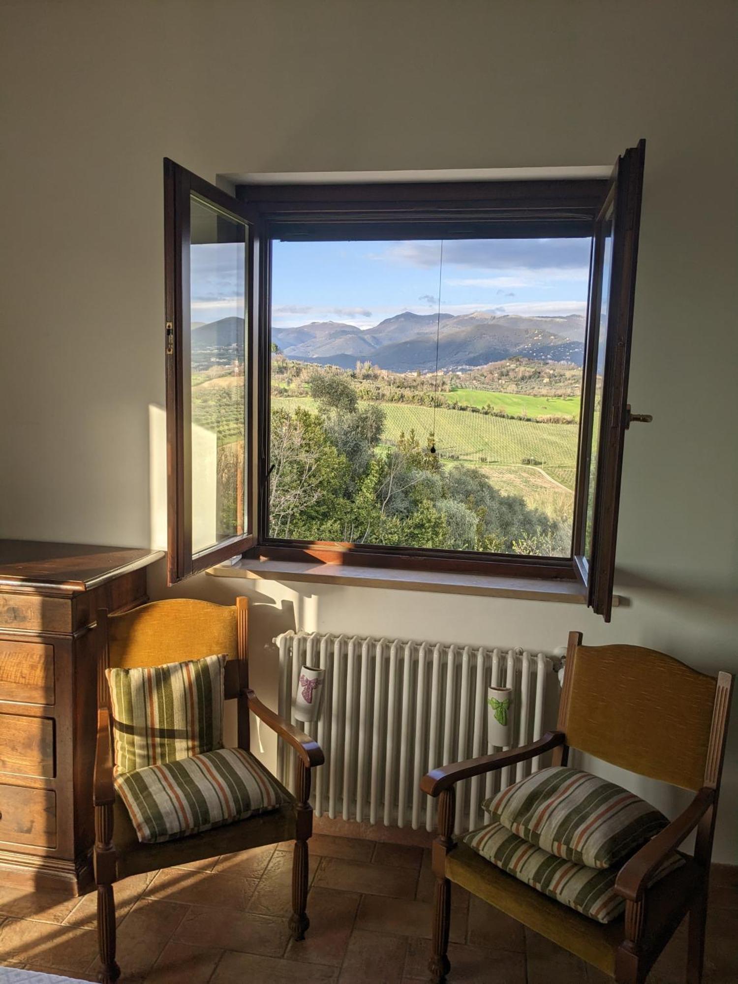 Villa Pacchini Poggio Mirteto Zimmer foto